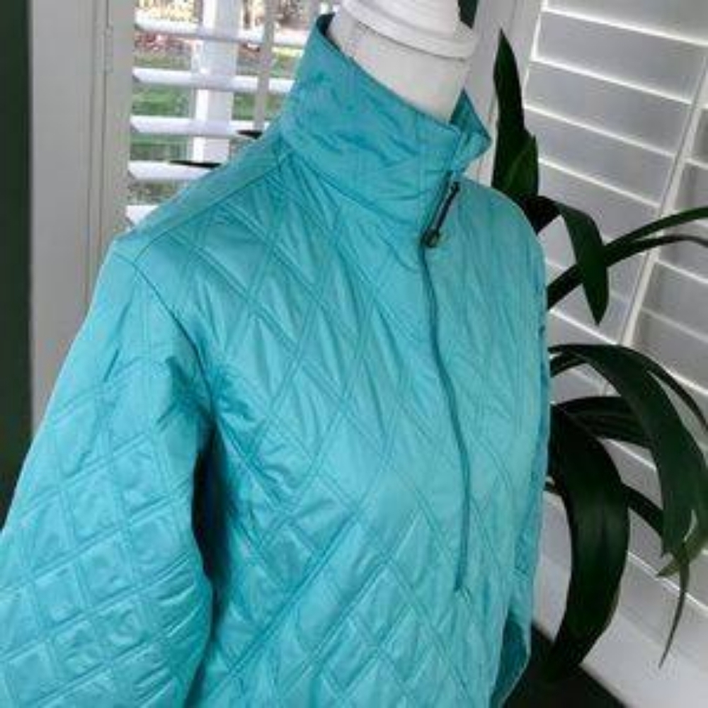 Sahalie' quilted pullover jacket